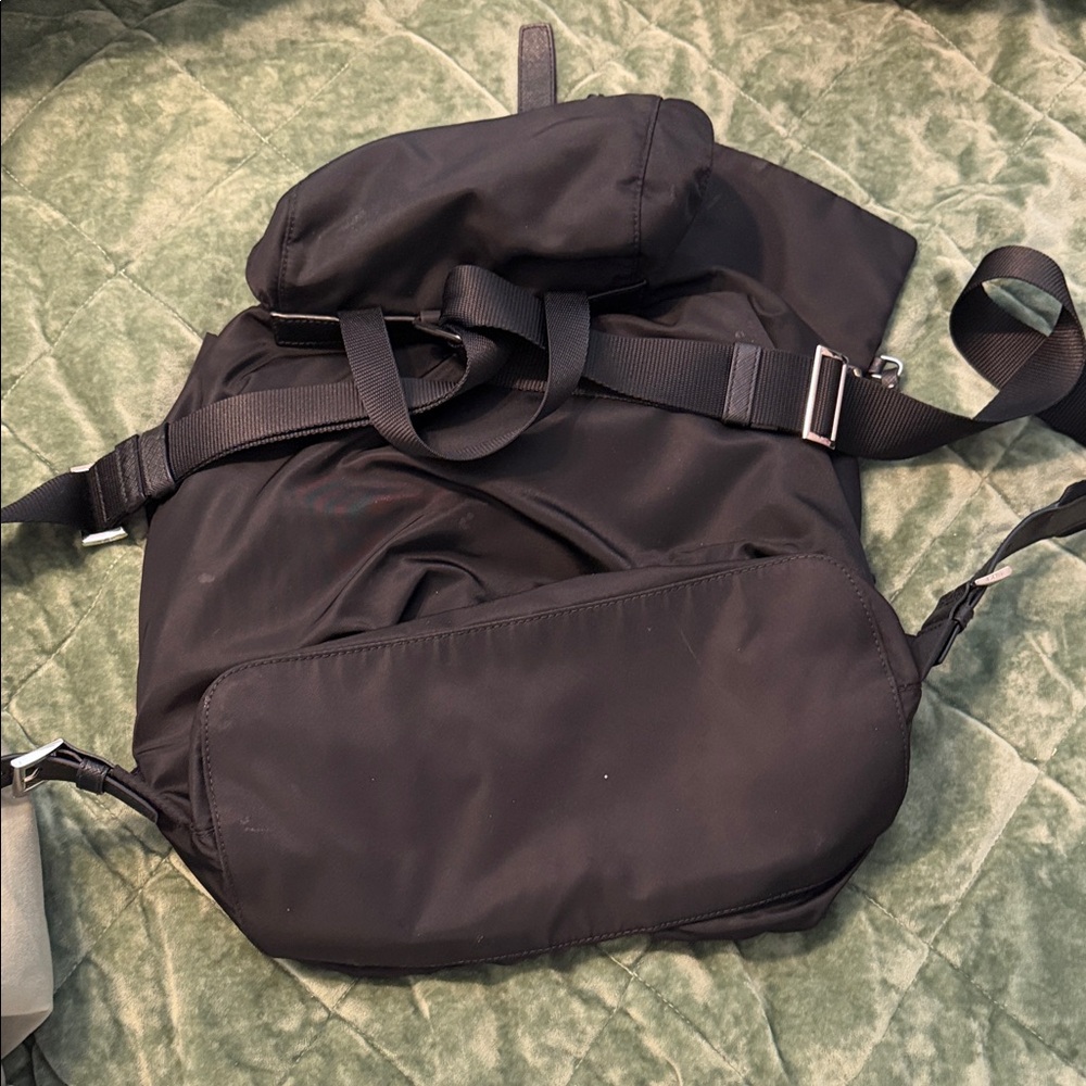 Prada Black Nylon Men’s Messenger Bag with Detachable Pouch and Buckle Accents - Picture 4 of 5